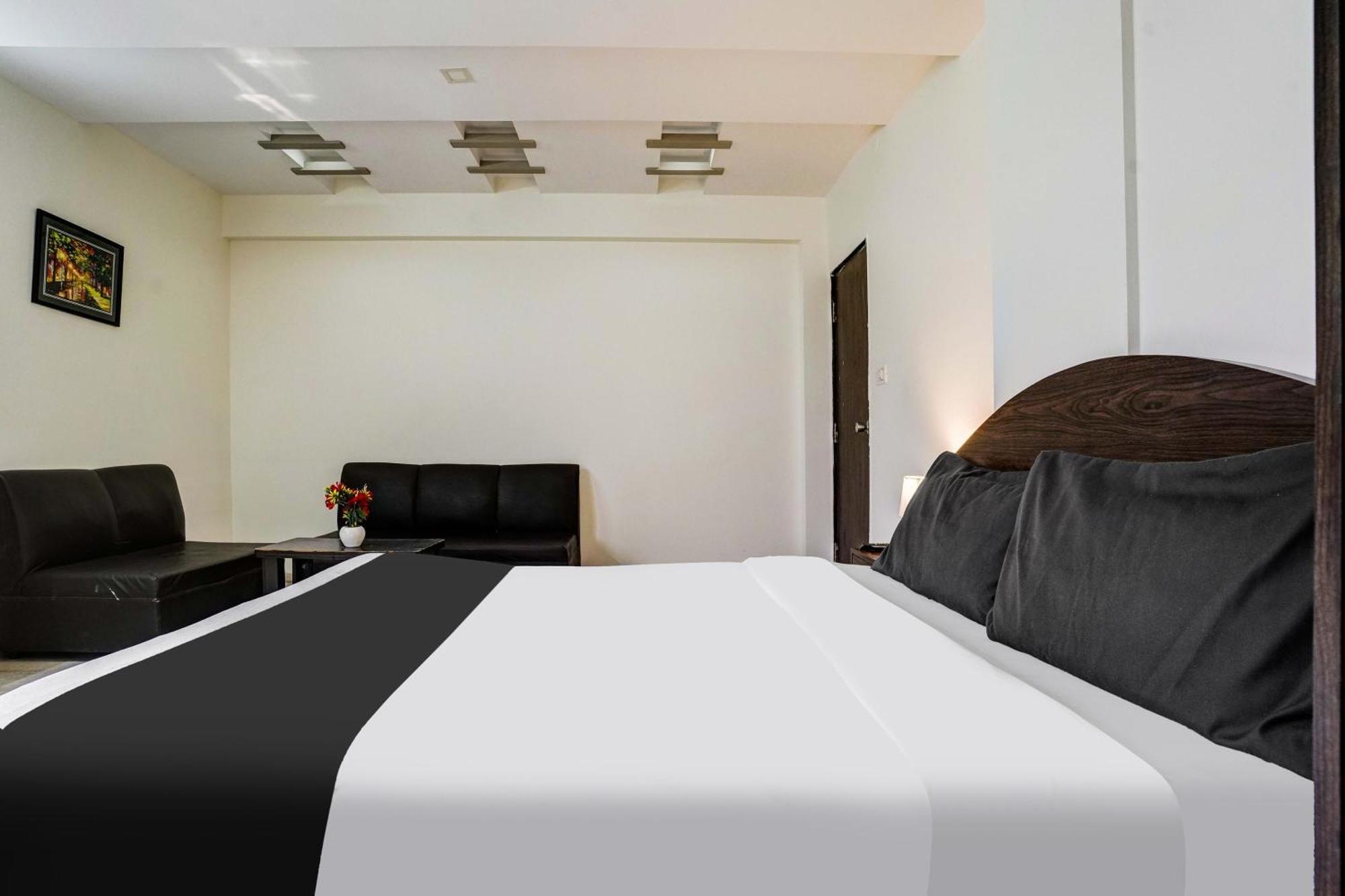 Super Hotel O Nashik Near Vijay Mamta Theatre Formerly Sahara Inn Экстерьер фото